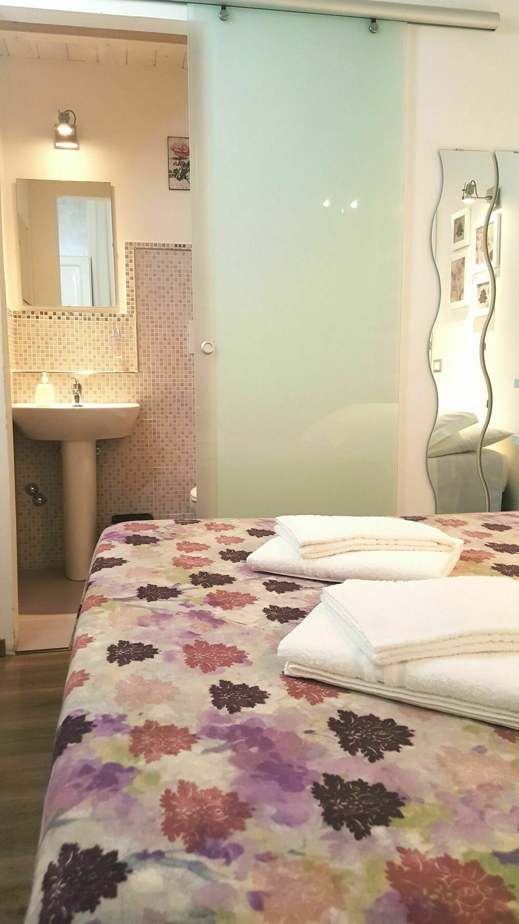 Marcelina Vaticans Rooms Rom Exterior foto